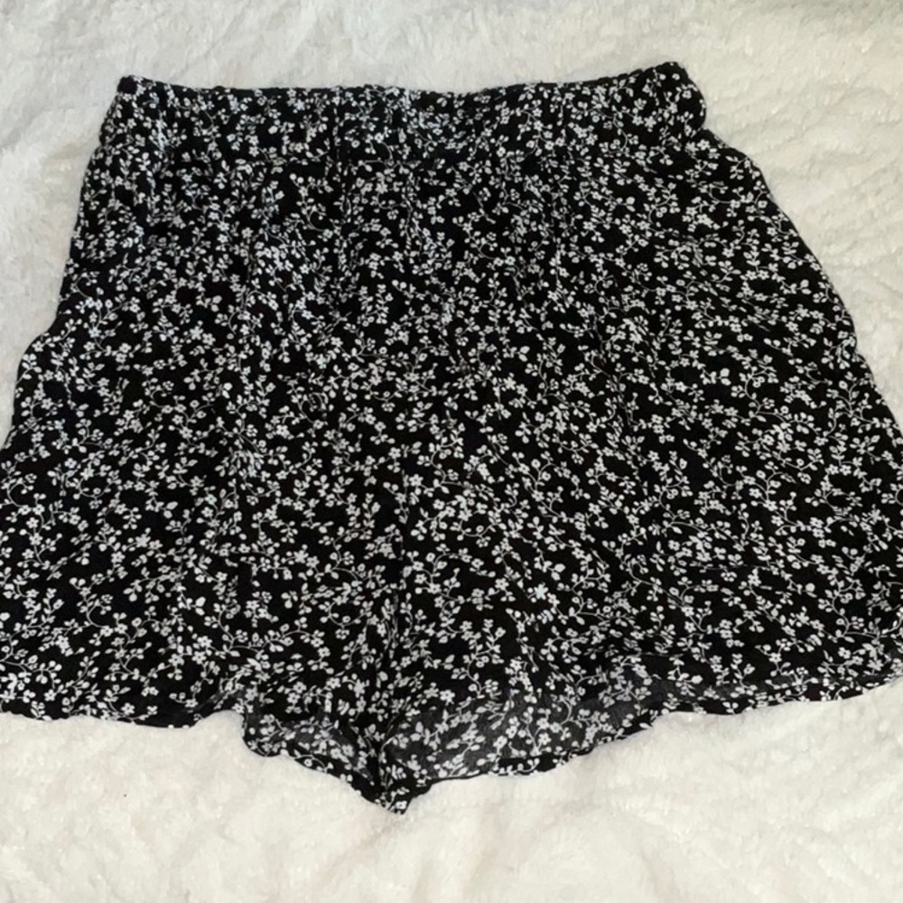 Floral Print Lightweight Shorts
